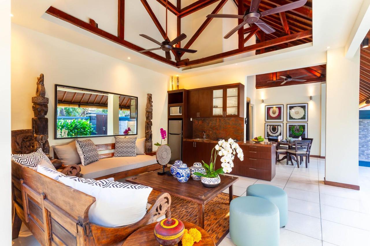 Asrina Villa'S Seminyak Luaran gambar