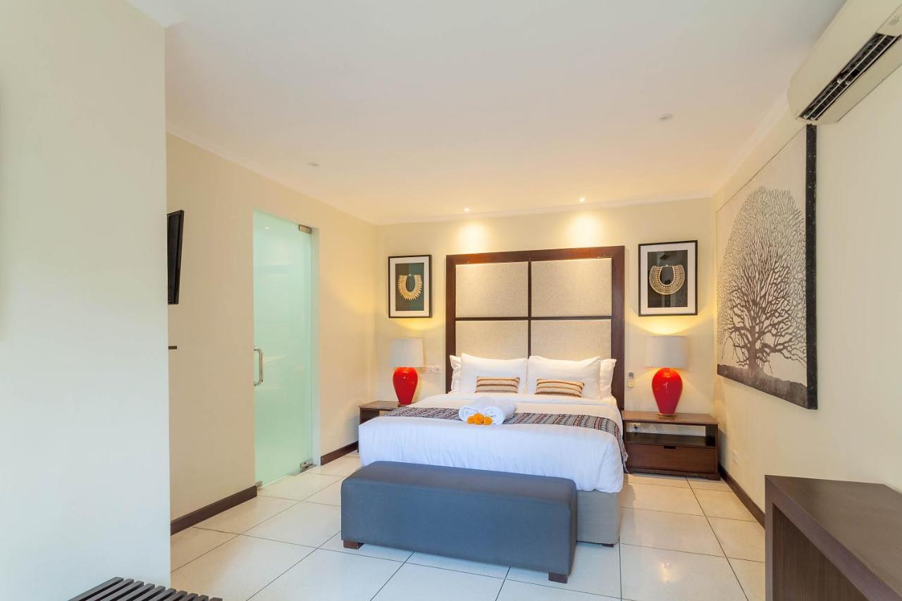 Asrina Villa'S Seminyak Luaran gambar