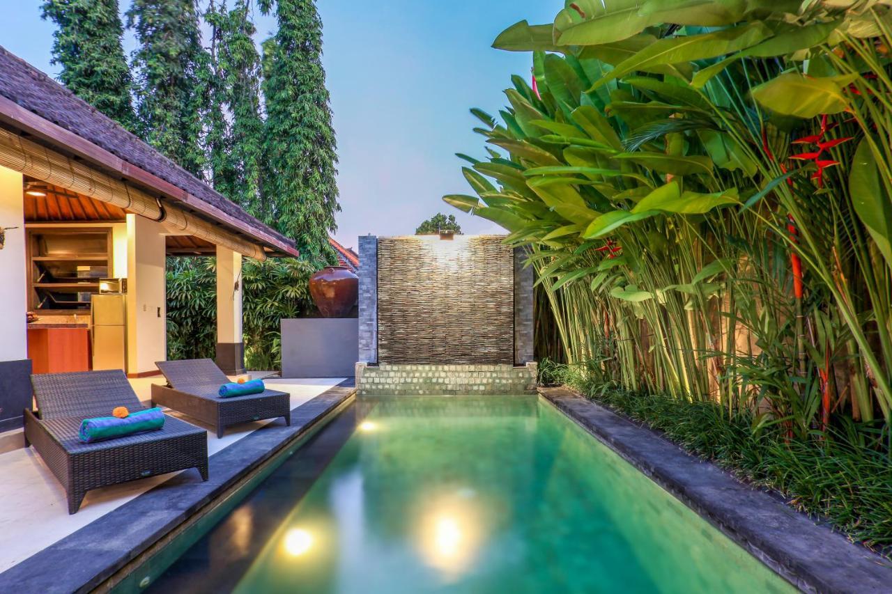 Asrina Villa'S Seminyak Luaran gambar