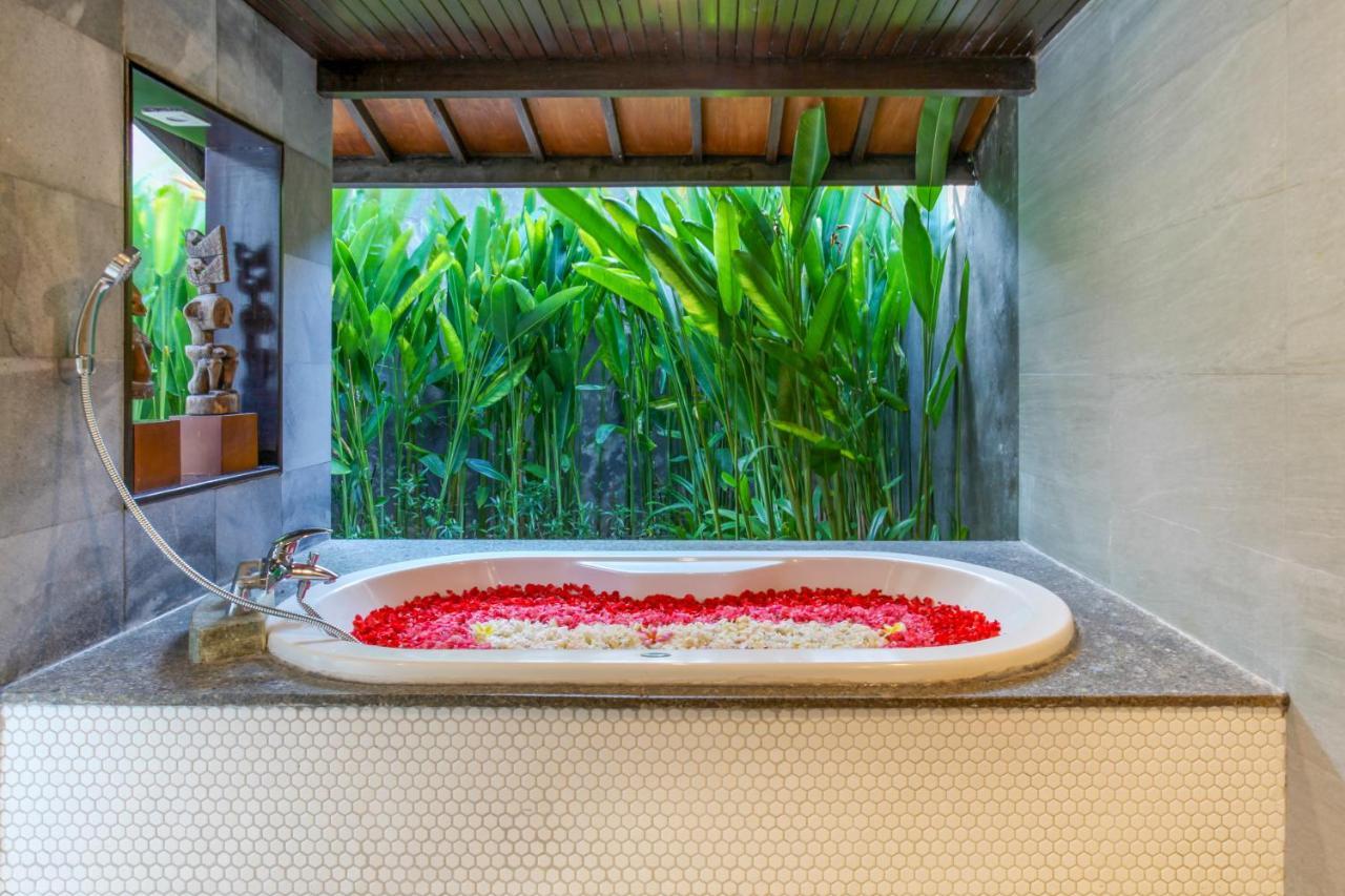 Asrina Villa'S Seminyak Luaran gambar