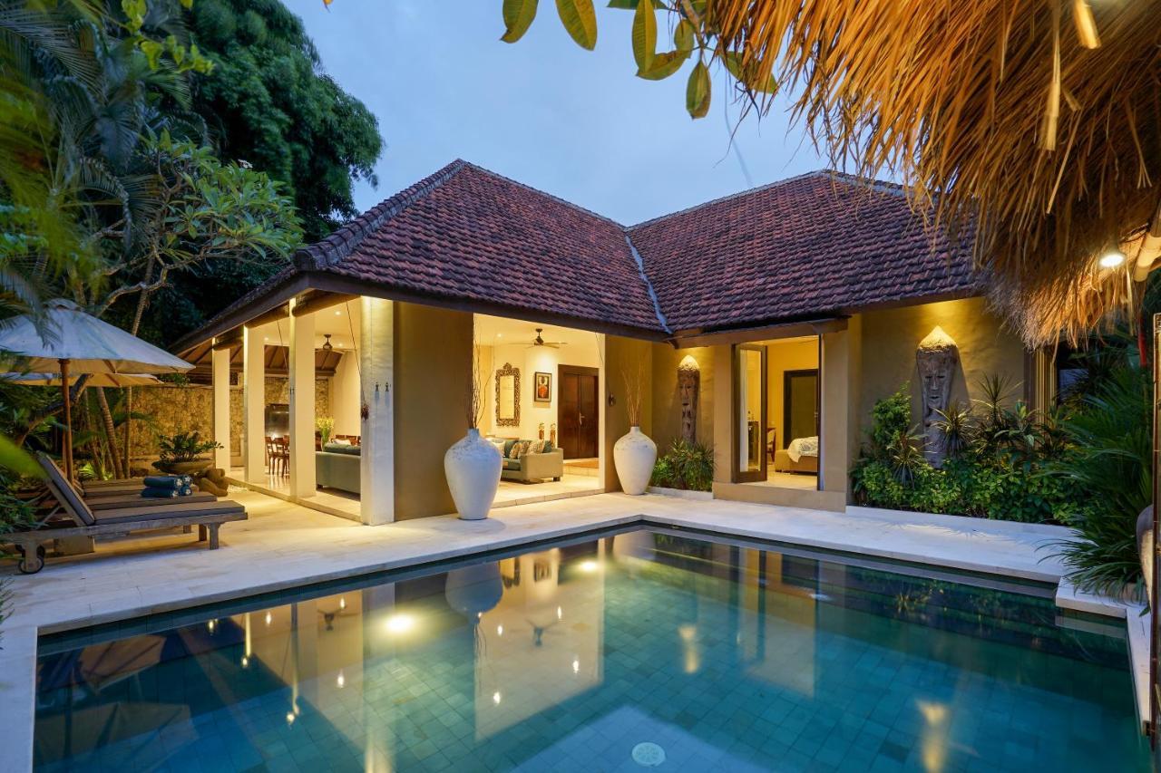 Asrina Villa'S Seminyak Luaran gambar