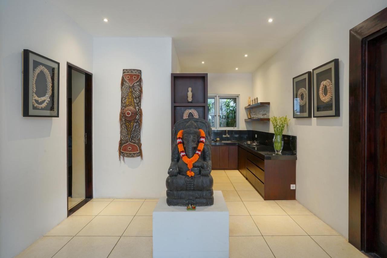 Asrina Villa'S Seminyak Luaran gambar